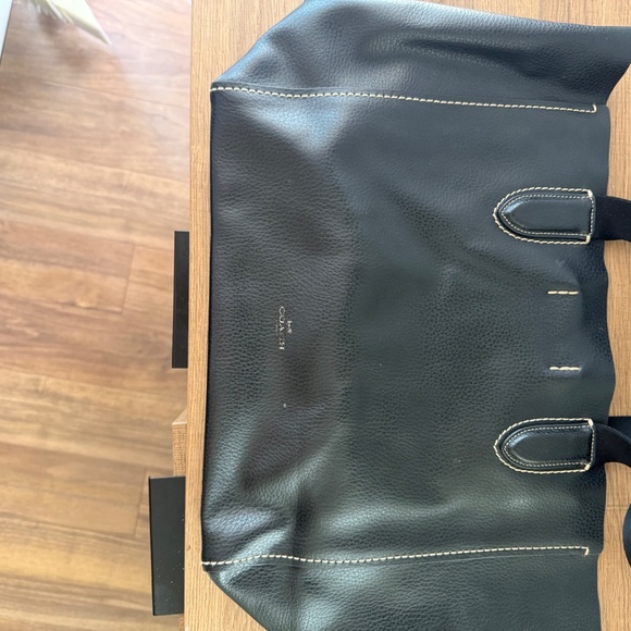 Black Coach tote bag - Picture 7 of 12